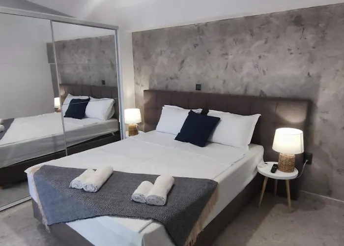 Bobakis Villa