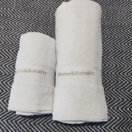 Bobakis